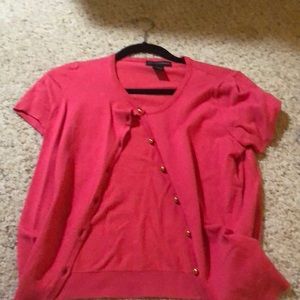 Pink short-sleeve  sweater